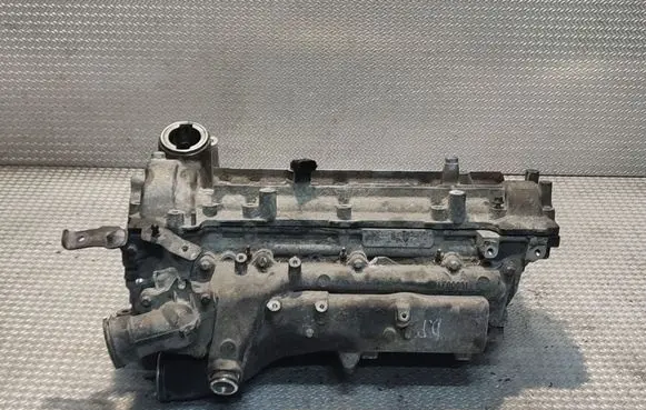 Engine head