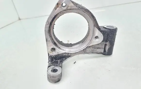 Chevrolet Orlando Driveshaft support bearing bracket 13324886