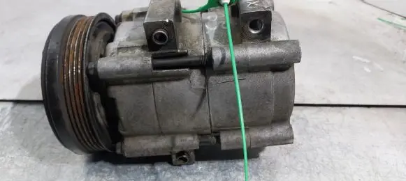 Ford Mondeo MK I Air conditioning (A/C) compressor (pump) 94BW-19D629-CA