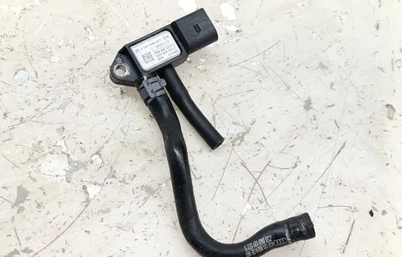 Audi A5 Sportback 8TA Air pressure sensor 4G0131850H 8K0131552S 059906051C