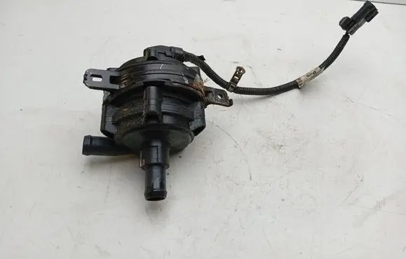 Opel Ampera Electric auxiliary coolant/water pump 13579710 20957776