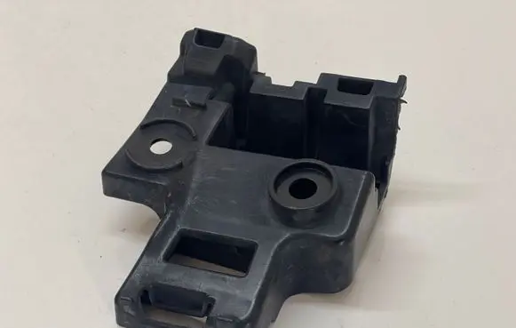 Volkswagen Golf VI Rear bumper mounting bracket 5K6807393A