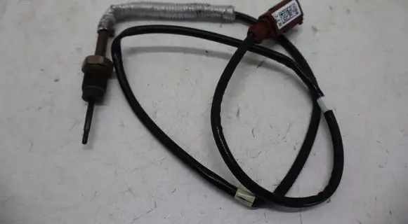 Volkswagen Touran I Coolant temperature sensor 05E906088D