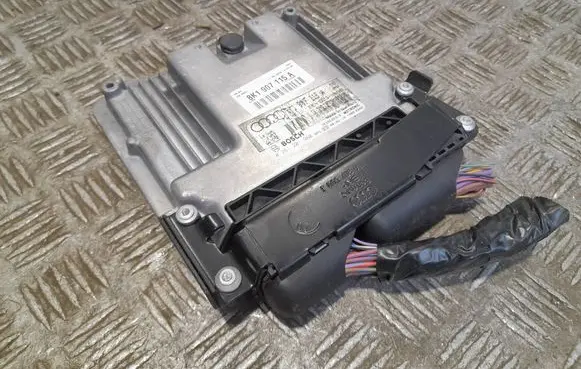 Audi A4 S4 B8 8K Engine control unit/module 8K1907115A 0261201960 8K0907115