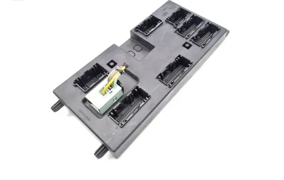 Jaguar XE Central body control module GX7314F041AM