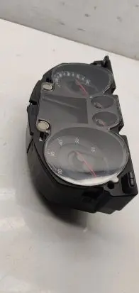Volkswagen PASSAT B6 Speedometer (instrument cluster)