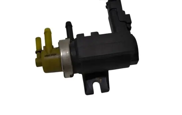 Ford Focus C-MAX Turbo solenoid valve 9672875080 70163302