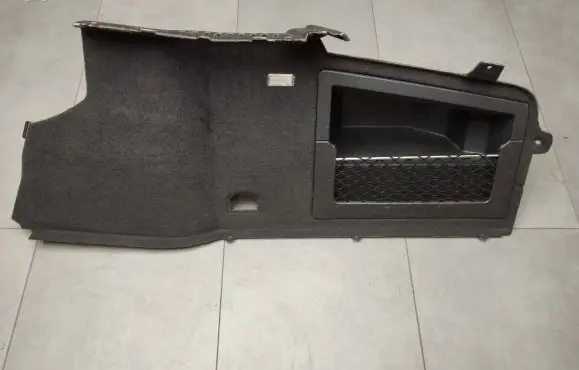 Volkswagen Phaeton Trunk/boot side trim panel 3D5867428C