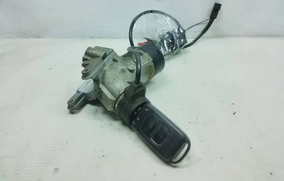 Mercedes-Benz Sprinter W901 W902 W903 W904 Ignition lock 9014600204