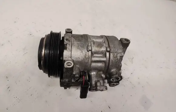 Mercedes-Benz E W213 Air conditioning (A/C) compressor (pump) A0008301301