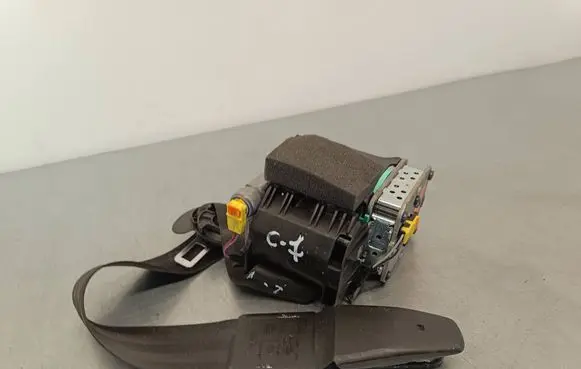 Audi A6 S6 C7 4G Front seatbelt 4G8857705F KR18LAG17D 3063560