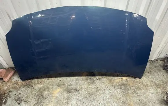 Toyota Auris 150 Engine bonnet/hood 8T8