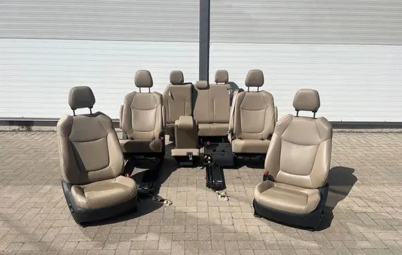Seat set