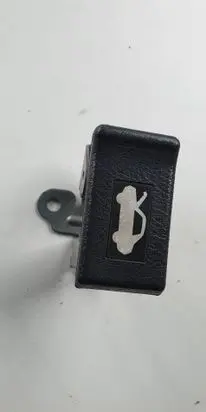Honda CR-V Engine bonnet (hood) release handle