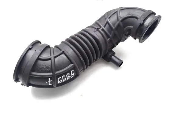Air intake hose/pipe