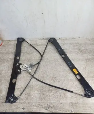Mercedes-Benz Vaneo W414 Front window lifting mechanism without motor