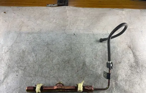 Toyota Corolla E120 E130 Fuel main line pipe 23270220105b21