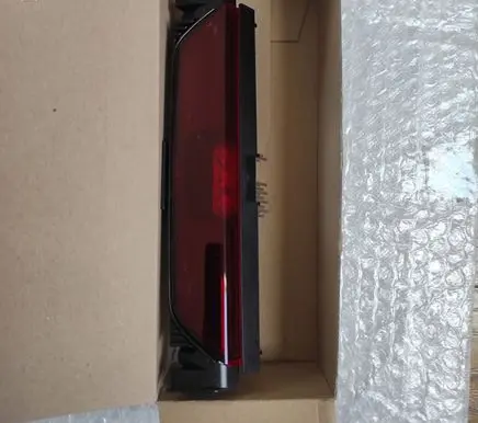 Volkswagen Touareg III Tailgate rear/tail lights 760945701
