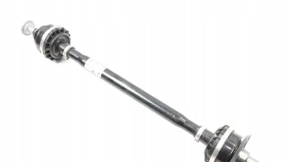 Rear driveshaft