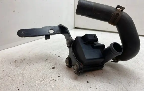 Audi Q3 8U Electric auxiliary coolant/water pump 5N0965561