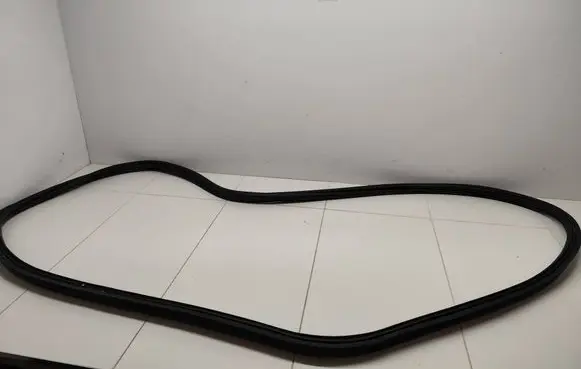 Peugeot 3008 II Loading door rubber seal (on body) 