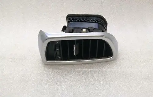 Porsche Cayenne (92A) Dash center air vent grill 7P5819704D