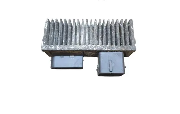 Renault Master III Glow plug pre-heat relay 8200558438A RCS812