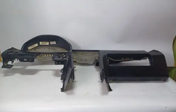Mercedes-Benz C W202 Dashboard A20268004880MERC1 2026800488