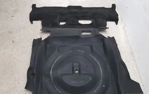 Trunk/boot mat liner
