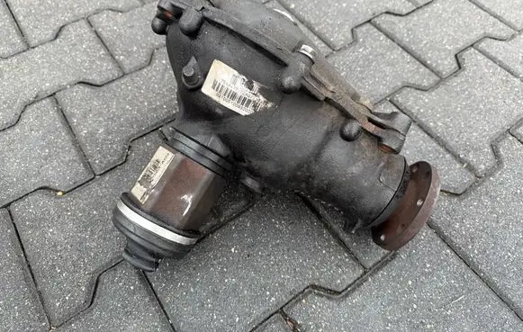 BMW X3 E83 Front differential 7544475