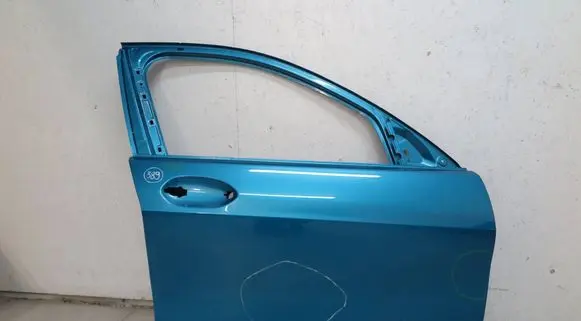BMW 1 F40 Front door 