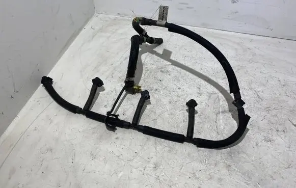 Volvo S60 Fuel return line/hose 31321198 0445130003