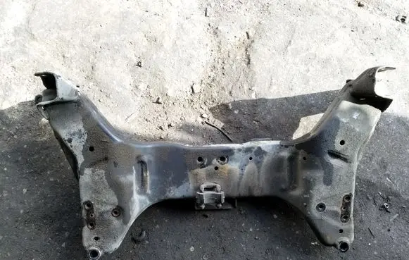 Nissan Almera N16 Front subframe