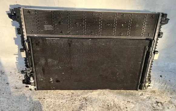 Audi Q5 SQ5 Coolant radiator 80A121251D