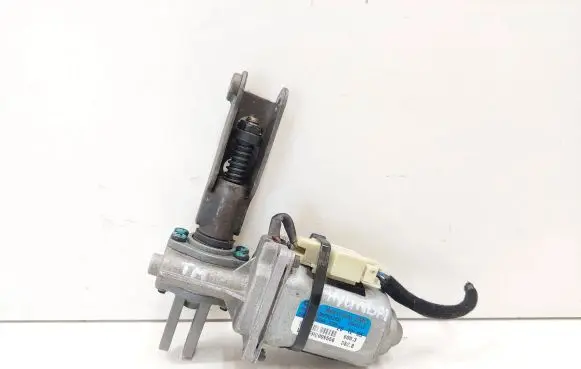 Hyundai Santa Fe Seat adjustment motor 88010CM540 8500114