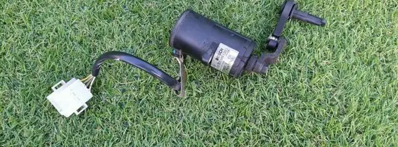 Volvo 850 Accelerator pedal position sensor 9447055 0205001046