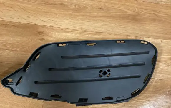 Mercedes-Benz C W205 Front bumper lower grill A2078852523 R0T013