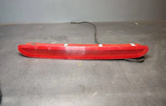 Volkswagen PASSAT B7 Third/center stoplight 1K6945097A