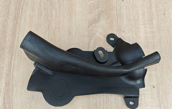 BMW 8 G16 Engine compartment rubber 7349601