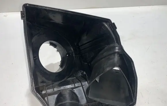 Audi A6 S6 C6 4F Air filter box cover 0959W4