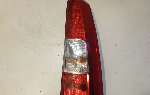 Volvo XC70 Rear/tail lights