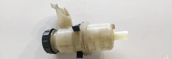 Citroen C5 Power steering fluid tank/reservoir