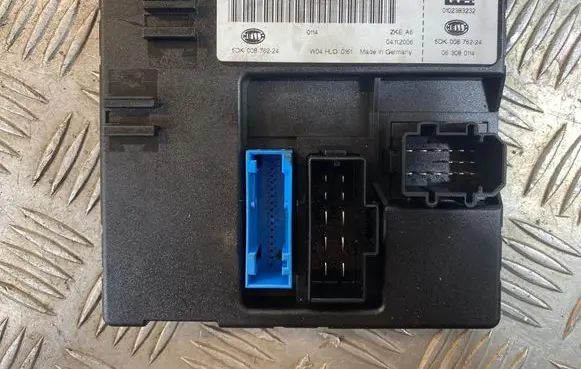 Audi A6 S6 C6 4F Light module LCM 4F0907289G 5DK00876224 4F0910289G