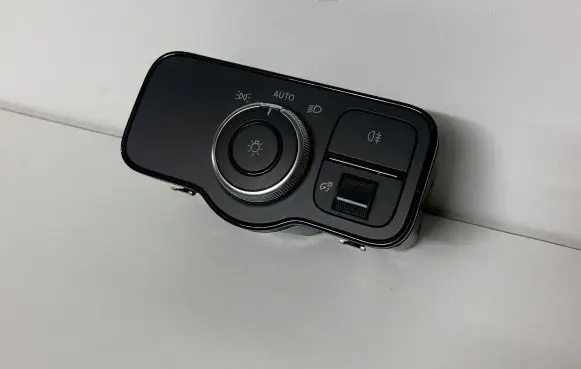 Mercedes-Benz Sprinter W907 W910 Light switch A9079053702 9079053702