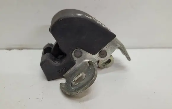 Nissan Interstar Loading door lock 352439F