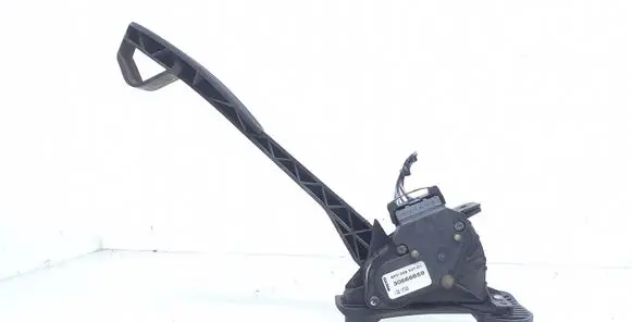 Volvo S60 Accelerator throttle pedal 30666659