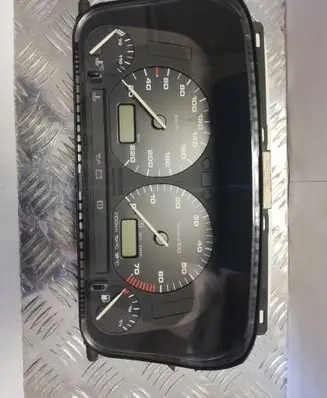 Volkswagen Golf III Speedometer (instrument cluster) 1H6919033F
