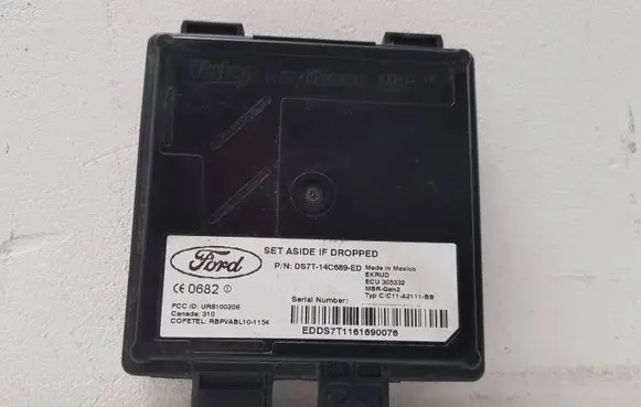 Ford Mondeo MK V Blind spot module DS7T14C689ED DS7T116169