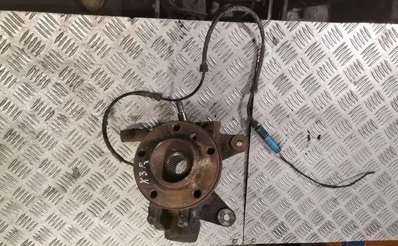 BMW X3 E83 Front wheel hub 3412024