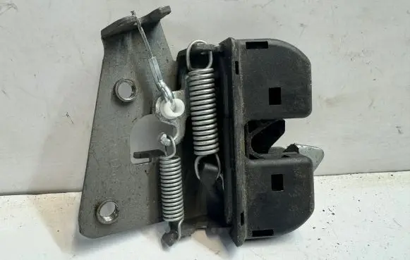 BMW 3 F30 F35 F31 Seat back rest lock catch 711286310